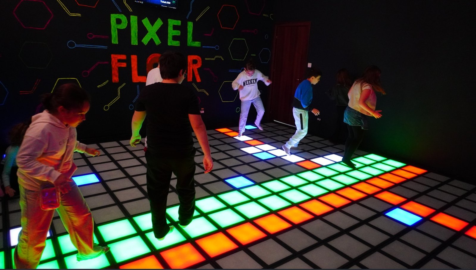 Pixel Floor 2